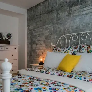 https://folk-by-anne-apartments.warsawhotelspoland.com